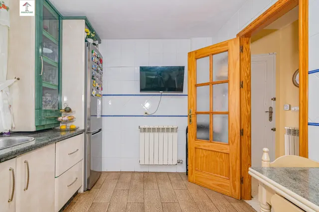 ¡AMPLIA CASA DE 4 DORMITORIOS, 3 BAÑOS Y CALEFACCIÓN CENTRAL EN LA ZUBIA! ✨ — 26