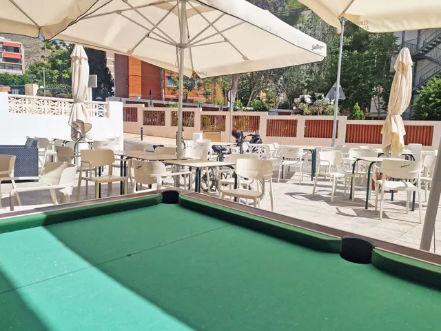 Venta de local comercial en Benidorm — 3