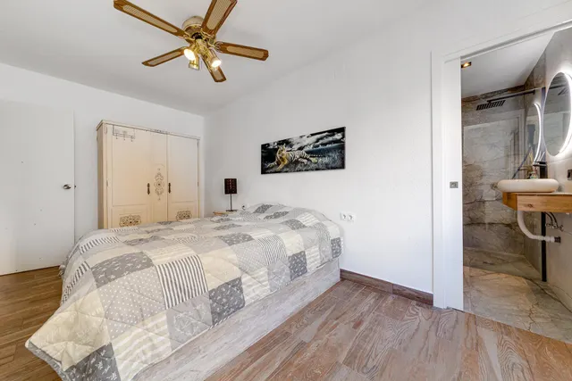 Apartamento reformado en Playa del Cura, Torrevieja — 7