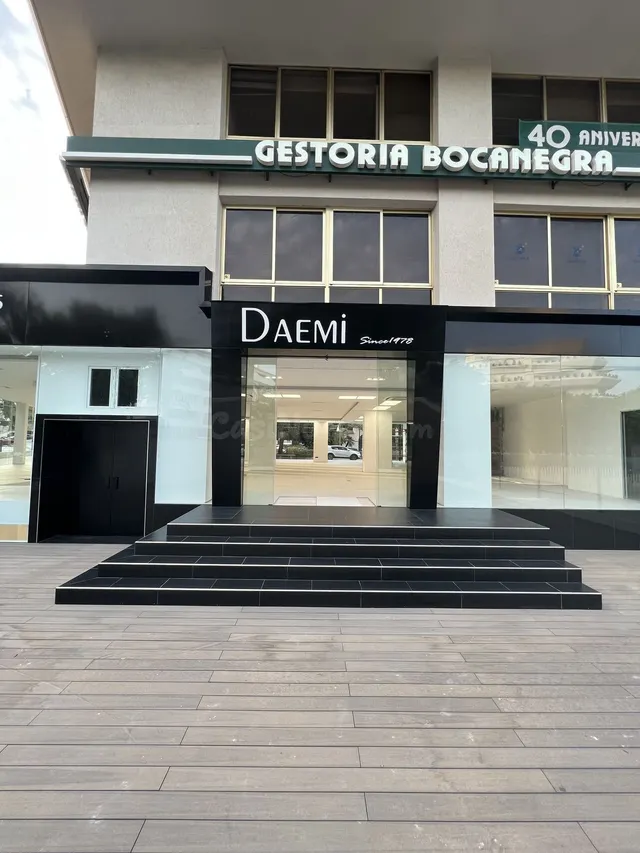 Local comercial 950m² en venta - Marbella - foto 5
