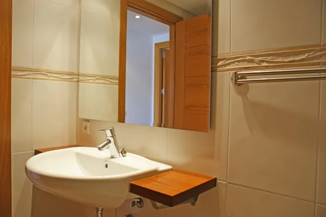 Piso en venta de cuatro habitaciones, zona Plaza Patines Palma — 14