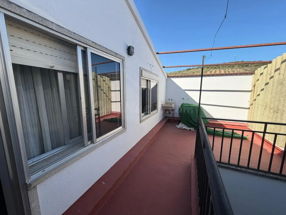 ATICO EN SIERRA DE FUENTES