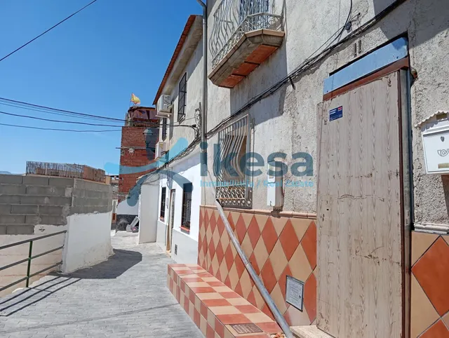 Venta de casa adosada en Pinos Puente (Granada) — 3
