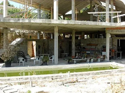 CHALET PARA TERMINAR A TU GUSTO CON PISCINA — 15