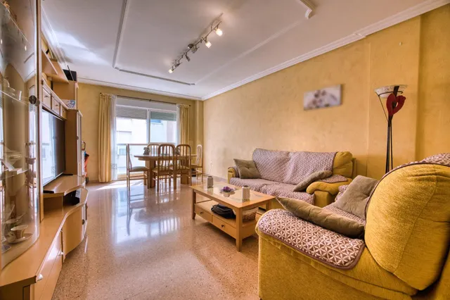 BONITO PISO ZONA VICENTE SAVALL — 4