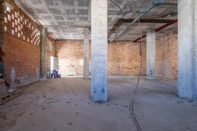 Local comercial 427m² en venta - Zona metropolitana — 12