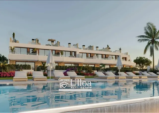 Villa adosada en el Campello con jardín, terrazas y privacidad — 6