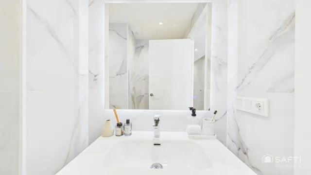 Espectacular vista al mar – Apartamento reformado de alta gama — 28