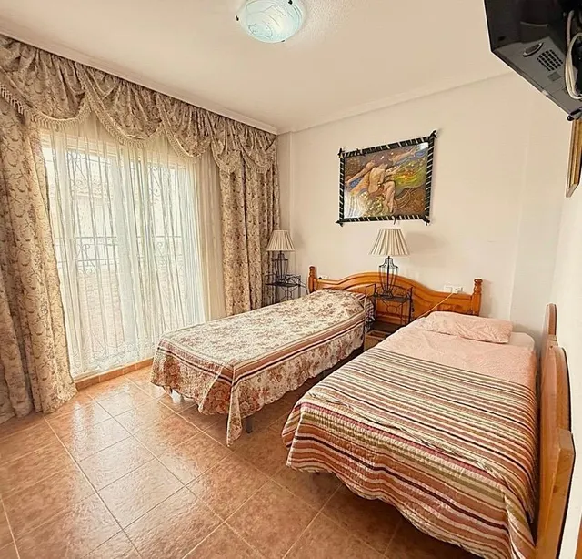Impecable Adosado en Rocío del Mar, Orihuela Costa - €220.000 — 17