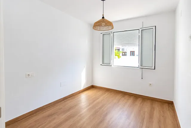 CASA EN ALQUILER CON DOS PLANTAS, 3 habitaciones Y AMPLIA TERRAZA — 9