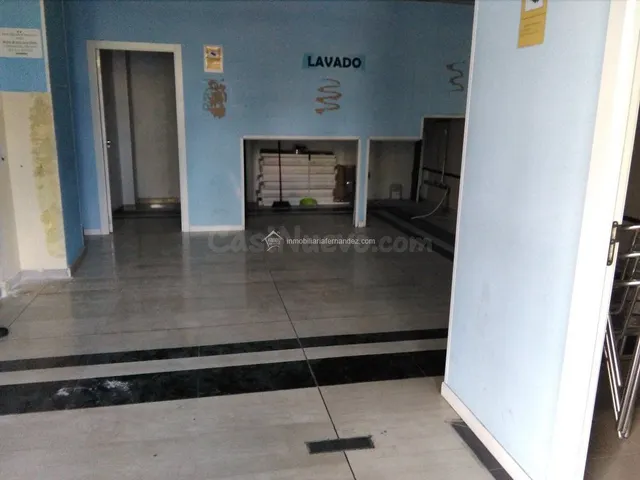 Local comercial 85m² en alquiler - COLON