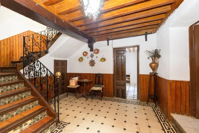 CASA EN PLENO CENTRO DE ALHENDIN — 42
