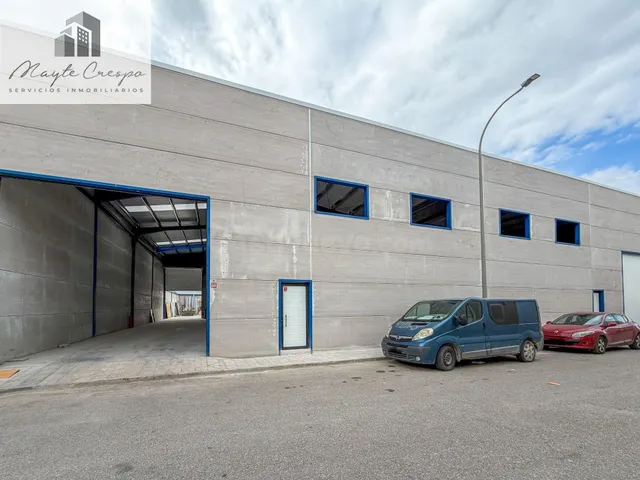 Nave industrial "NUEVA A ESTRENAR" en Atarfe. (Pol. Ind. Los
