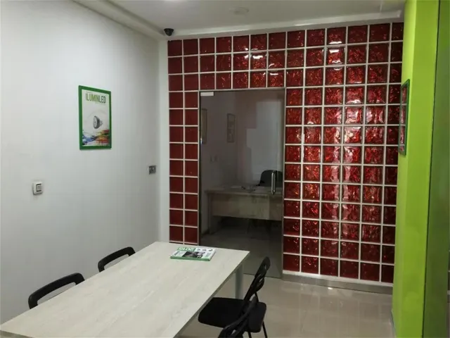 SE ALQUILA LOCAL COMERCIAL EN ELCHE ZONA CORAZON DE JESÚS, TOTALMENTE REFORMADO — 7