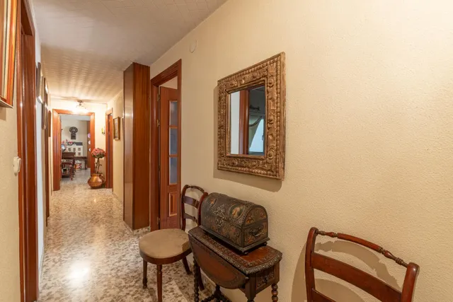 Amplia vivienda en pleno centro de Granada — 22
