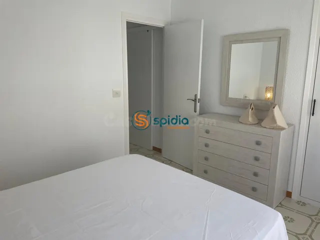 Apartamento para alquiler de temporada en Playa de Calabardi - foto 5