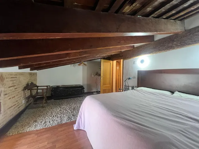 ENCANTADOR ÁTICO EN CENTRO HISTÓRICO VALENCIA — 15