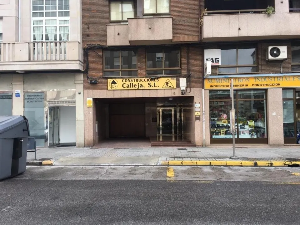 Oficina en Avda de  América, Ponferrada
