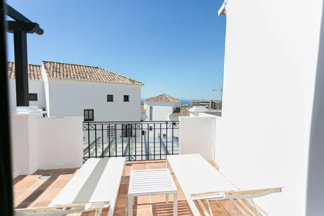 Precioso Atico Triplex de 4 dormitorios en Altos de los Monteros en perfecto estado — 26