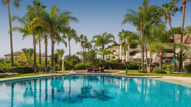 Apartamento de lujo reformado de 3 dormitorios y 2 baños con vistas al mar. Sierra Blanca — 29