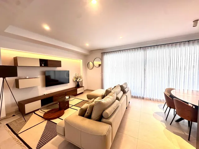 Villa 4 habitaciones 212m² en venta - Dolores de Pacheco-San - foto 3