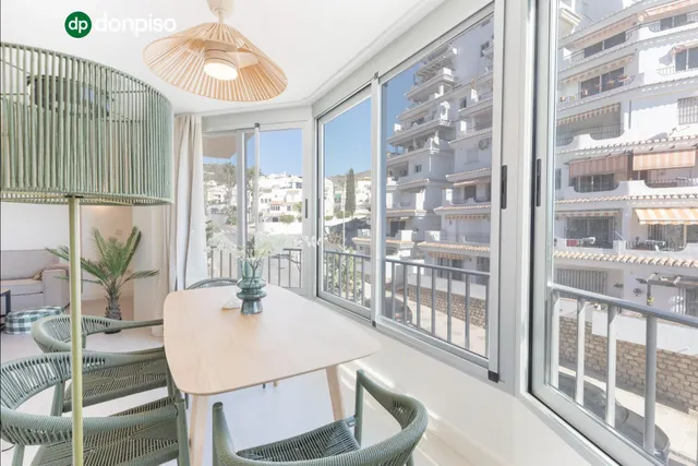 ¡exclusivo apartamento en primera linea de playa con reforma integral de alta gama! — 13