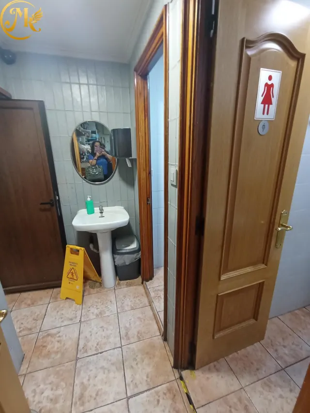 Traspaso Bar-Restaurante junto al Hospital Valdecilla, se traspasa por  jubilación. — 14