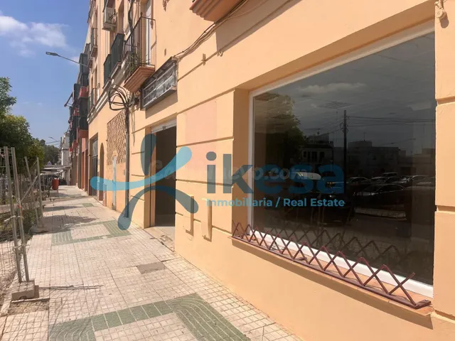 Venta de Local comercial en Utrera - Sevilla