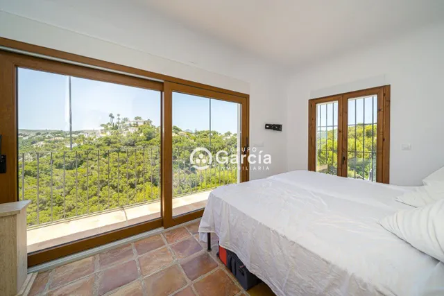 Villa en primera línea en venta en Jávea con increíbles vistas — 21
