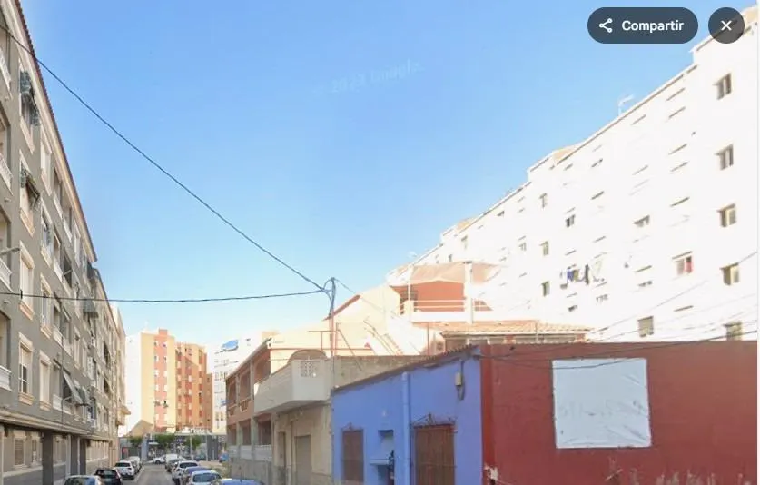 GARAJE EN EL CAMPELLO