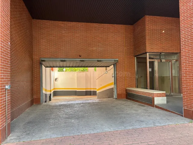 MONCASA ALQUILA PARKING EN VALLADOLID - foto 2