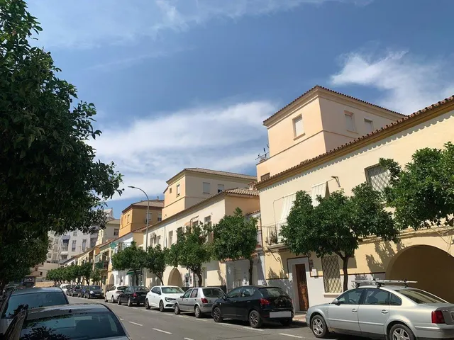Piso reformado y luminoso con 2 balcones en Las Chapas, junt - foto 2