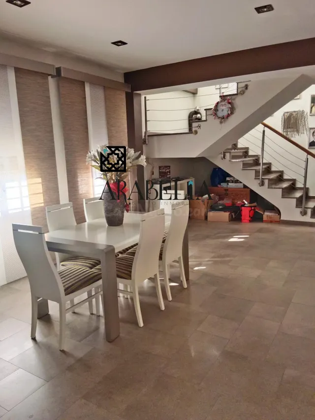 IMPRESIONANTE CHALET EN LA CARLOTA - foto 2