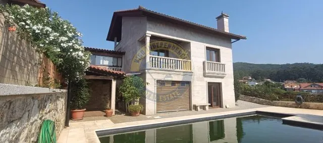 Espectacular Chalet con piscina y vistas despejadas — 3