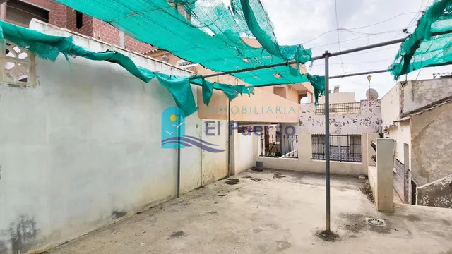 Casa para reformar con apartamento independiente y vistas al mar en isla plana – ref. 1864 — 22