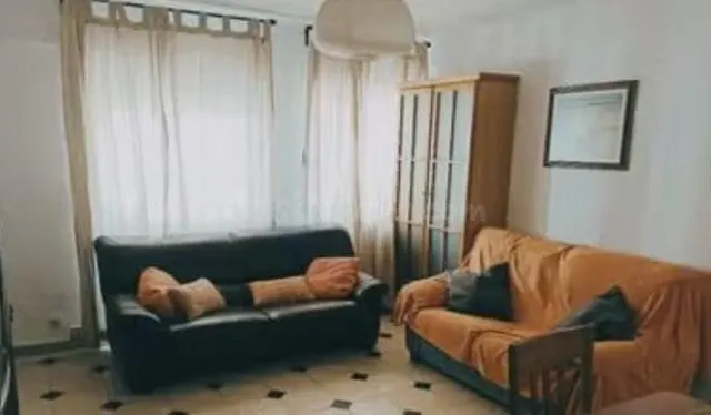 Zona Sur Reina Mercedes, junto Facultades. Excelente vivienda de 3 habitaciones se alquila. ESTUDIANTES. — 2
