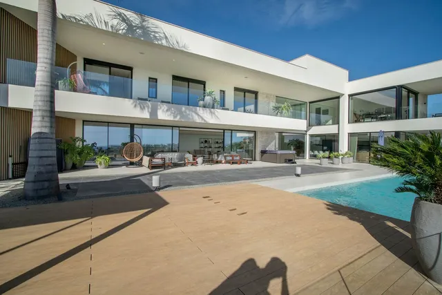 Chalet 5 habitaciones 616m² en venta - Costa del Sol — 34