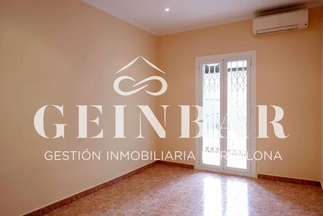 PISO CON TERRAZA DE 25 M2 Y SALA POLIVALENTE DE 21 M2 EN L’ANTIGA ESQUERRA DE L’EIXAMPLE — 18