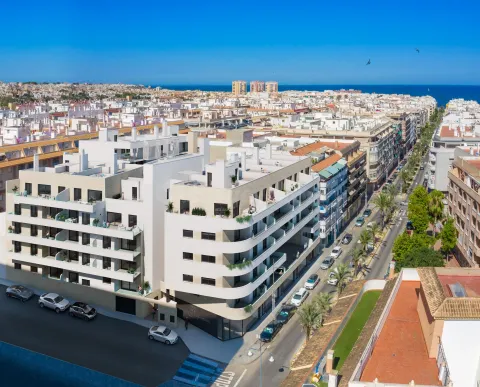 Ático de 2 dormitorios con vistas al mar en un nuevo complejo residencial en Torrevieja.