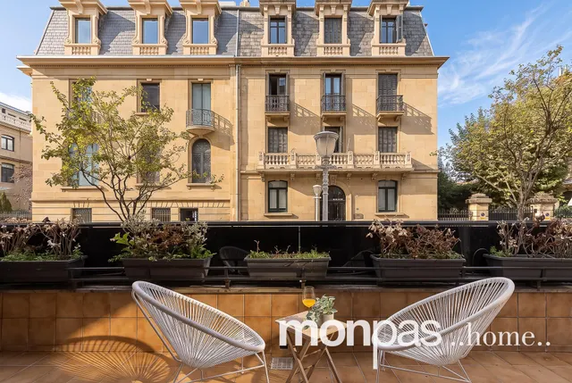 Piso en venta en Pº Francia — 11