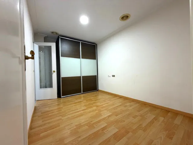 Se vende piso céntrico en Elche — 10