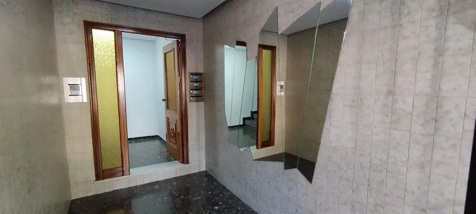 Amplio Piso en Elche - Ideal para Reformar e invertir!