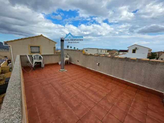 Chalet independiente de una planta y solárium en La Alberca, Polop — 25