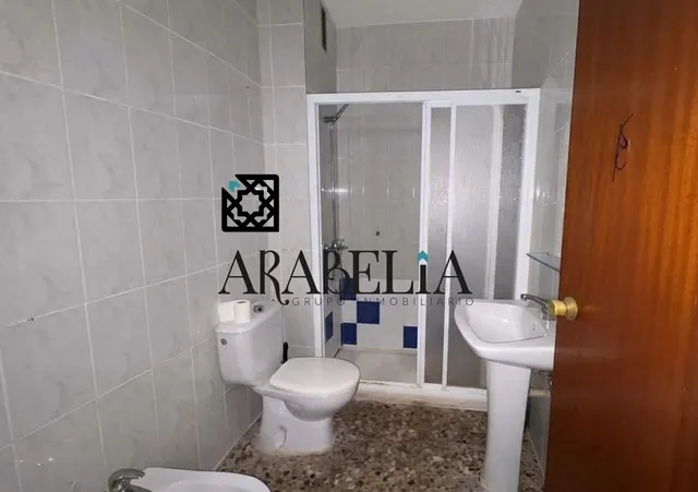 Amplio piso en Ollerías, Córdoba - €129.700 — 7