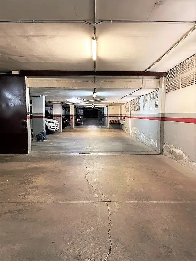 Parking en venta en Viladecans — 5