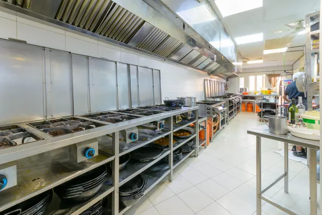 Oportunidad de Inversión: Restaurante en Playa de Gandia — 2