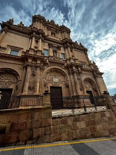 MAGNIFICA VIVENDA EN EL CENTRO DE LORCA - foto 4