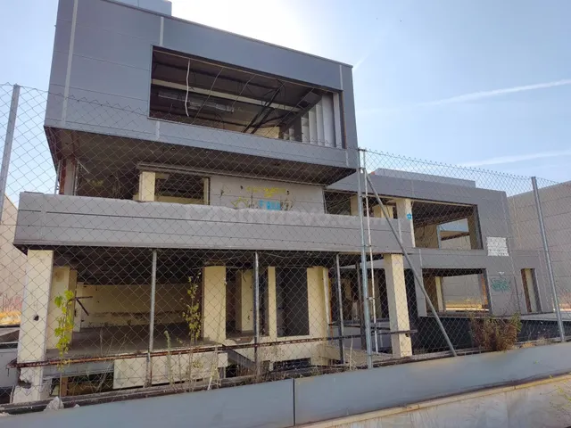 VENTA LOCAL EN ALMAZORA - foto 4