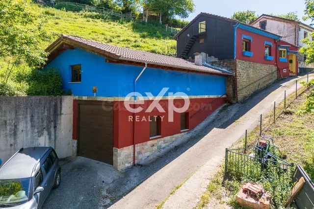 CASA CON FINCA +4.000mtrs LEER ANUNCIO OPCIONAL: COCHERA EN 