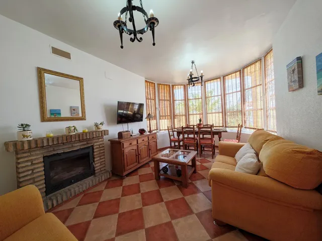 CHALET CON PISCINA EN SANCTI PETRI — 25